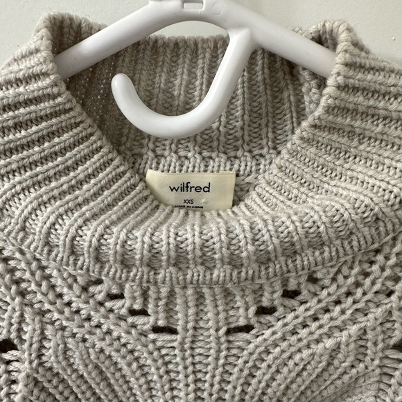 Aritzia Wilfred knit sweater - Picture 3 of 4